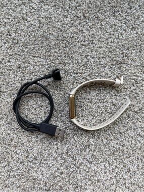 Fitbit Luxe